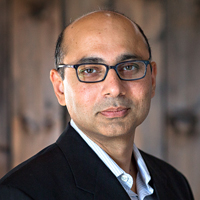 Atif Majid, Podium